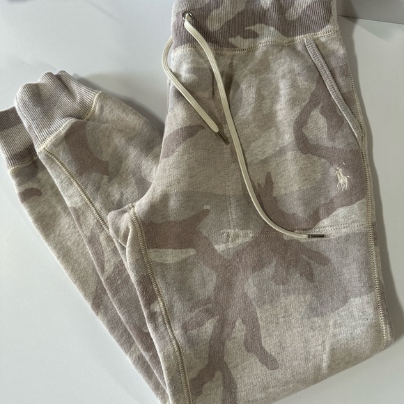 Polo Ralph Lauren women’s camo sweatsuit size xs in great condition - Picture 3 of 6